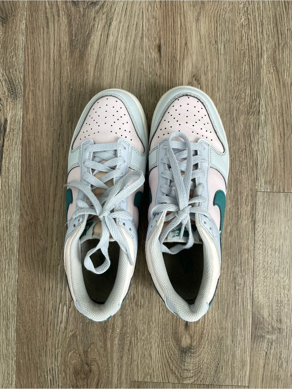 Women Size 7.5 Nike Dunk Low Mineral Teal Pink Shoes 6Y